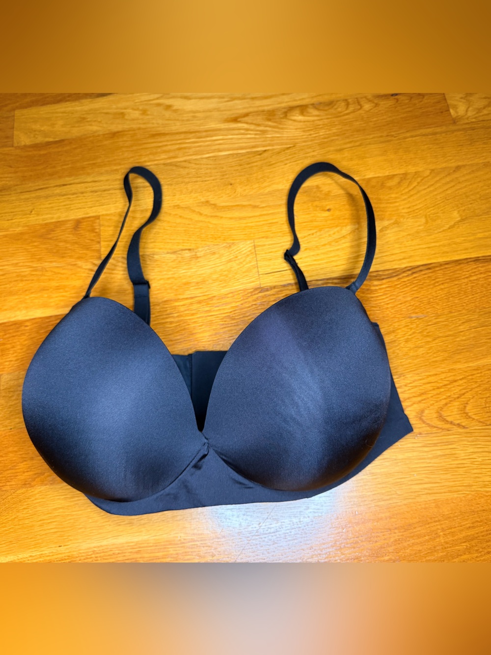 SKIMS Black Push Up Bra 36DDD Underwire Smoothing EUC
